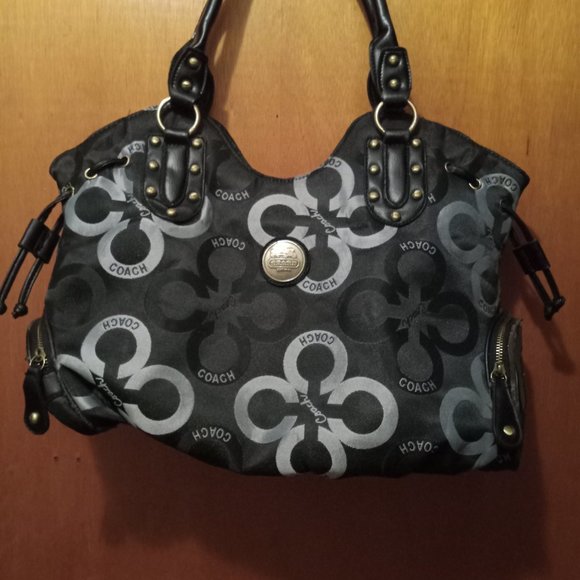 Coach 1941 collection - Picture 2 of 3